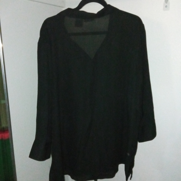 White Stag Long Sleeve - Picture 3 of 3